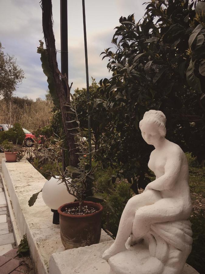 Wabi Sabi Lejlighed Katastárion Eksteriør billede